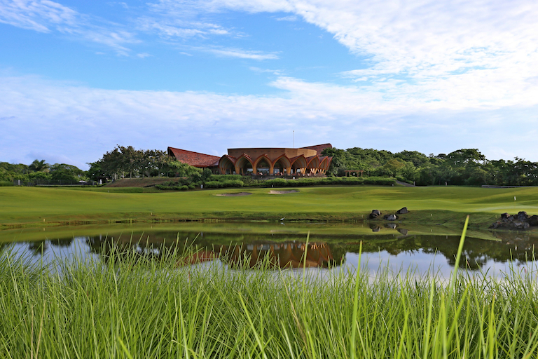 Luxury home overlooking the Four Seasons golf course in Costa Rica