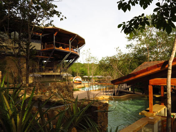 Rio perdido resort