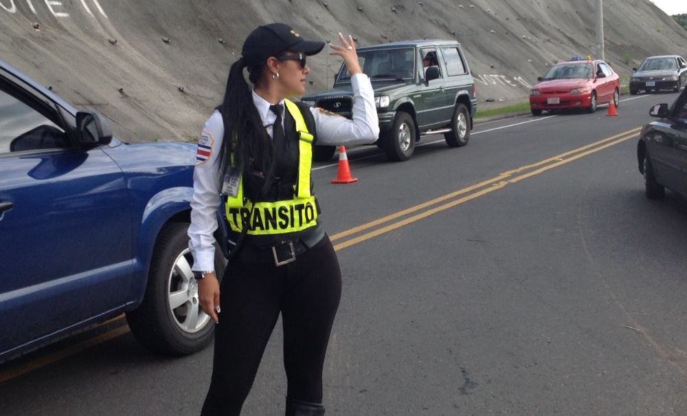Cop prevents Costa Rica crime