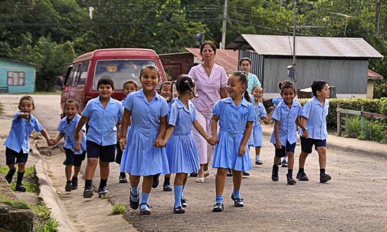 Why Do Costa Rican’s Live longer than people in The United States?