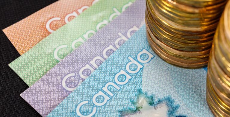 How to Save Money on Canadian Foreign Exchange