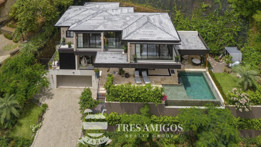 LEGACY HOUSE PACIFICO 136